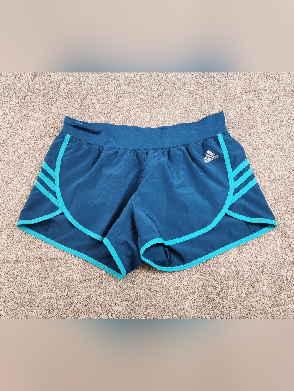 Adidas Women's Green 3 Stripe Drawstring Running Shorts Size Small
